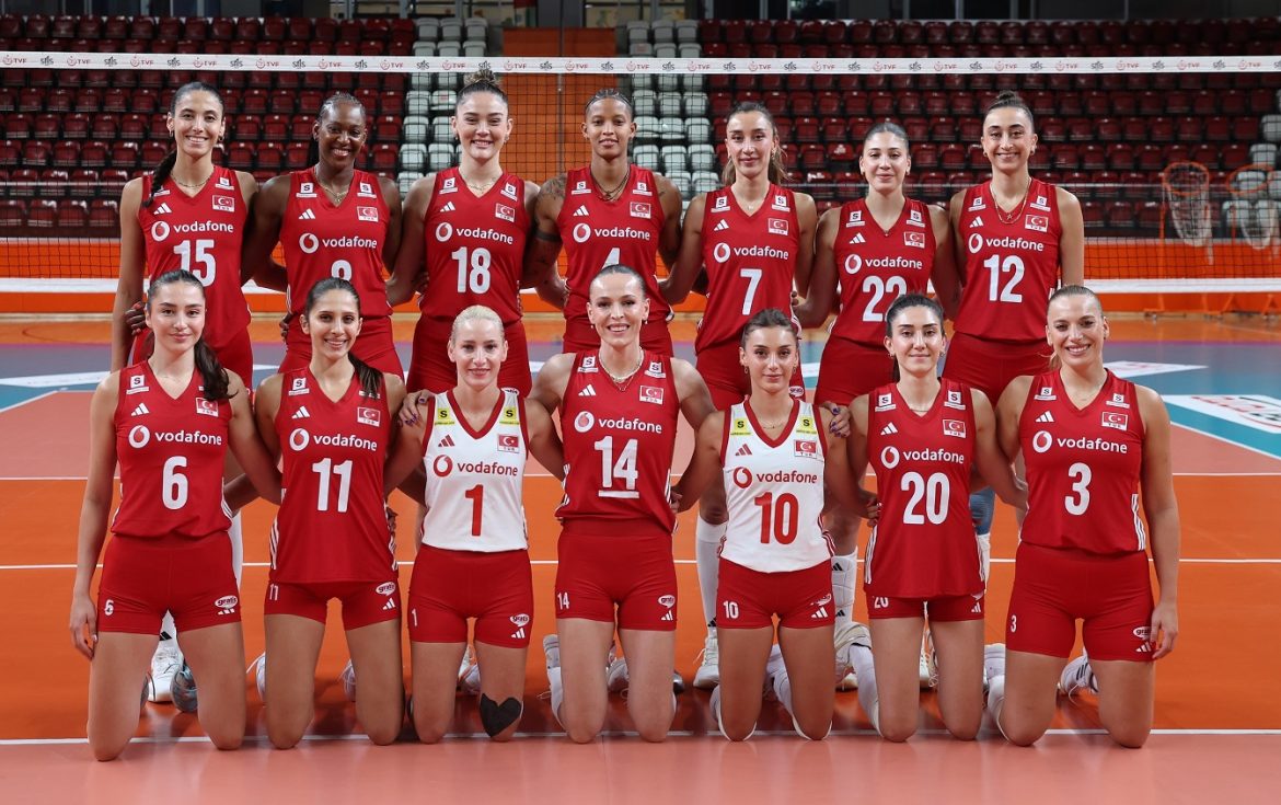 SULTANLAR GELİYOR…