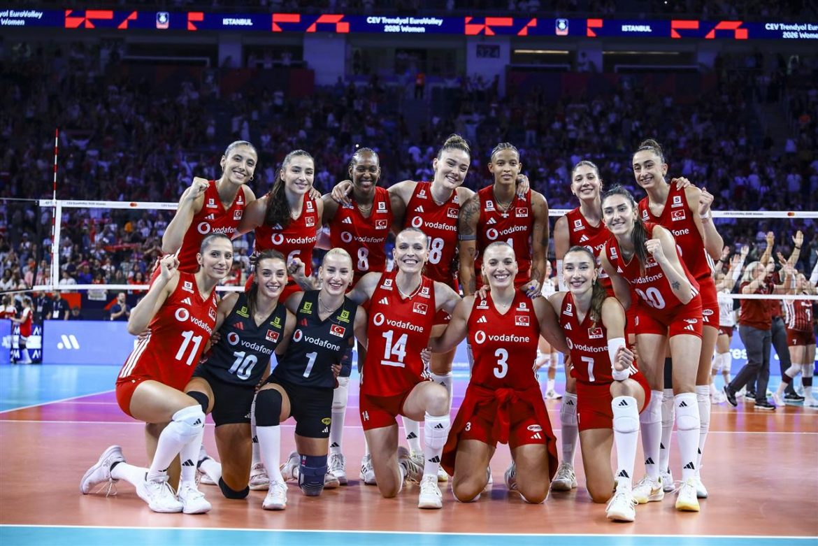 SULTANLAR,  ORIFECE  DERS  VERDİ !